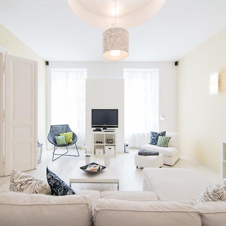 Oasis Apartments - Budapest City Park Bagian luar foto