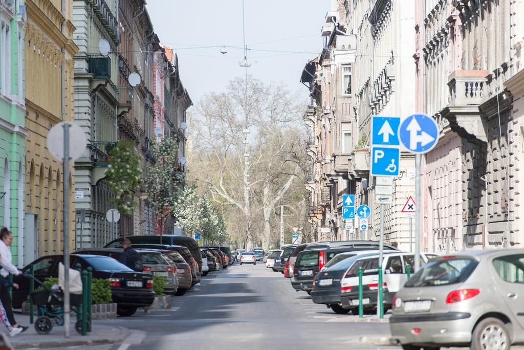 Oasis Apartments - Budapest City Park Bagian luar foto